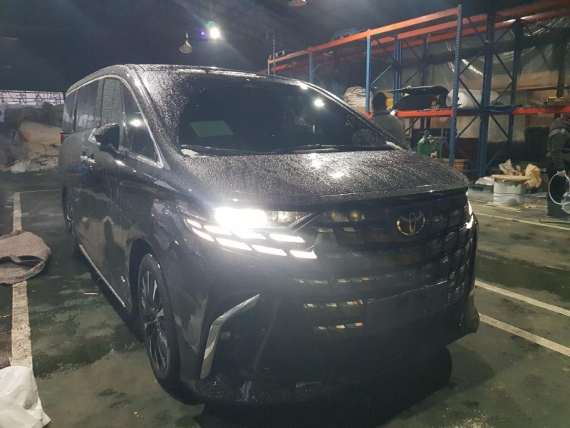 Toyota Alphard 2.5 HEV Executive lounge