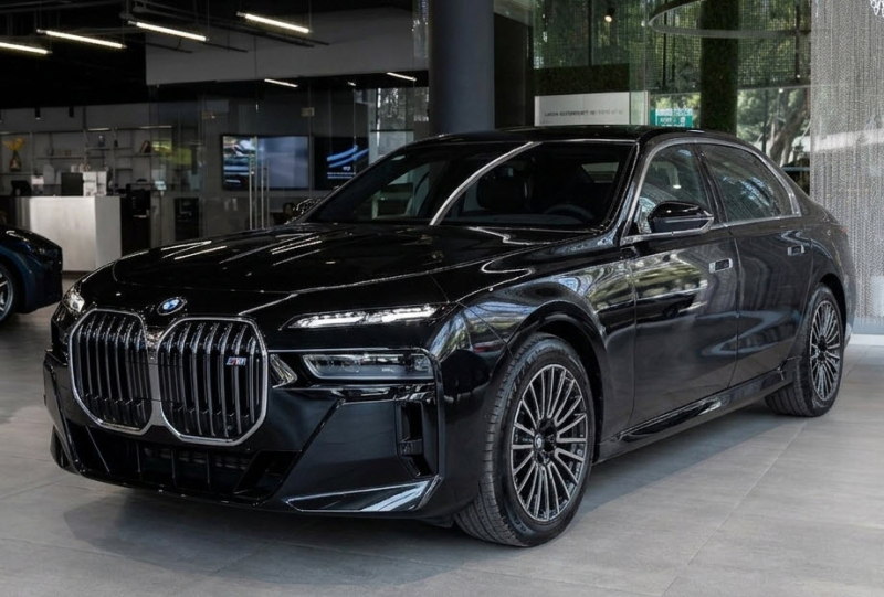 760i x Drive VR9 Factory Armored | Fugo Cars