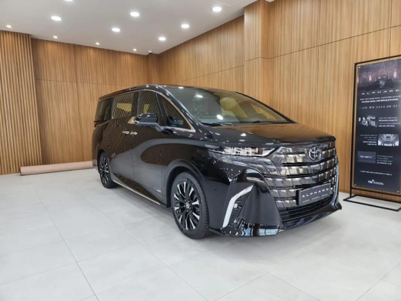 Alphard 2.5 HEV Executive lounge | Fugo Cars