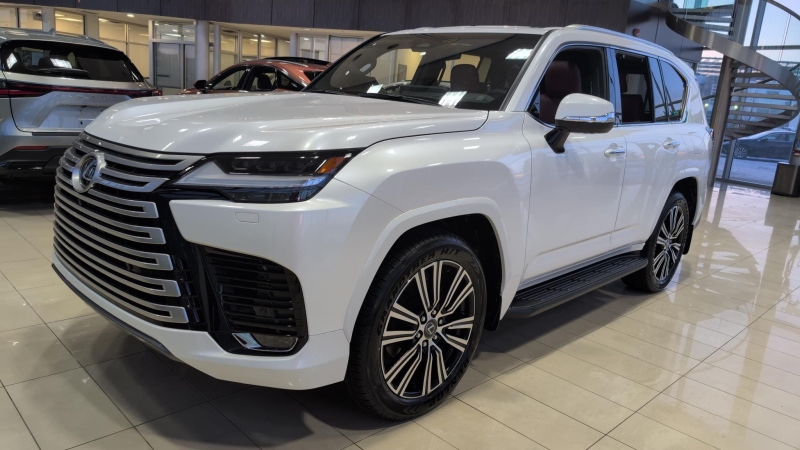  LX600 Luxury | Fugo Cars