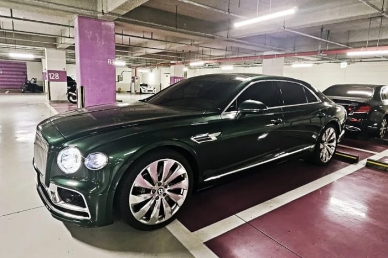 Flying Spur | Fugo Cars