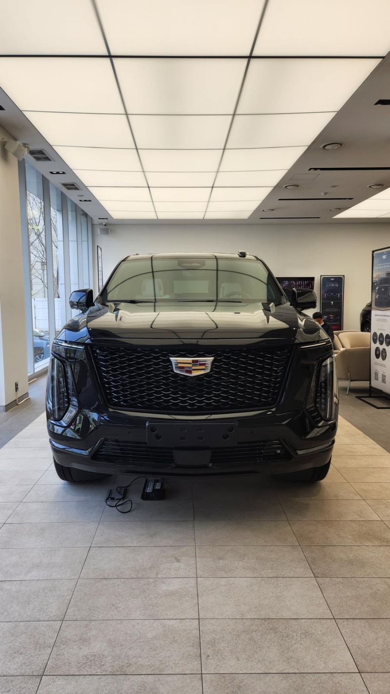  Escalade esv sport | Fugo Cars