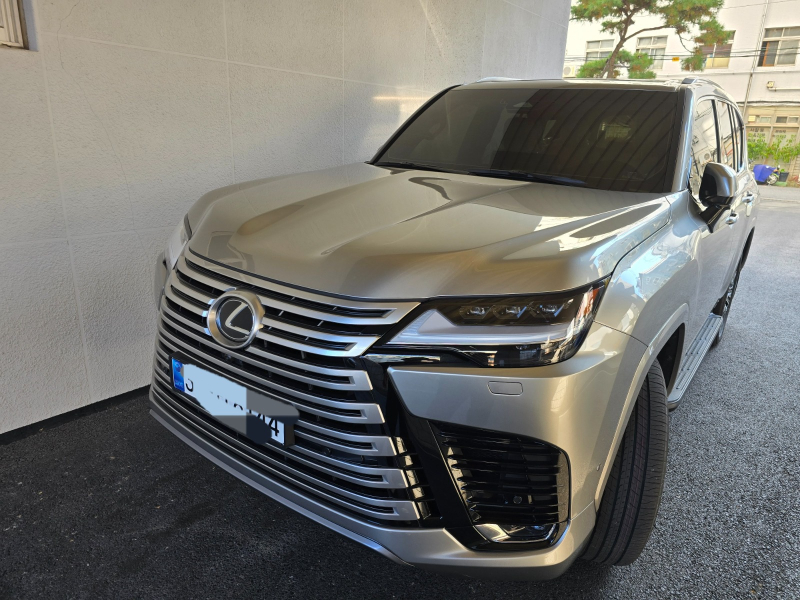 LX700h | Fugo Cars
