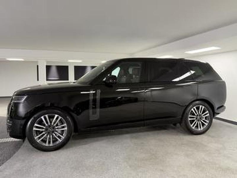 D350 LWB HSE | Fugo Cars