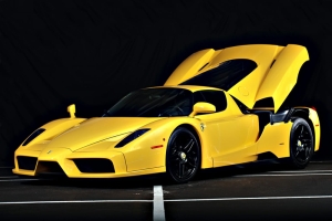 Enzo | Fugo Cars