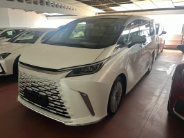 LM350h, 2,5l Hybrid 7 seats | Fugo Cars