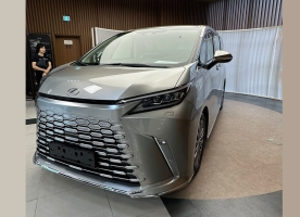 LM350h 2,5l Hybrid 4 seats | Fugo Cars