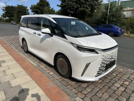 LM350h 2,5l Hybrid 7 seats | Fugo Cars