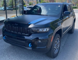 Grand Cherokee TrailHawk 4XE | Fugo Cars
