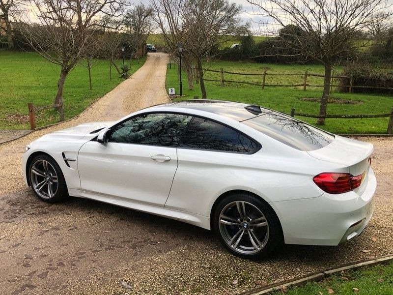 BMW M4 2dr Auto 2015 (7)