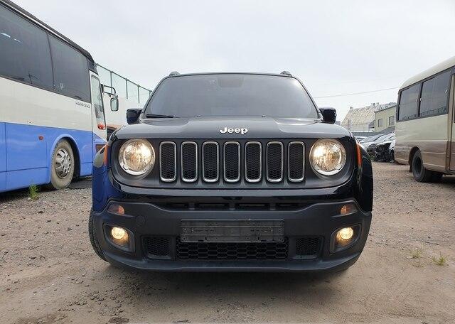 2015 Jeep Renegade (13)