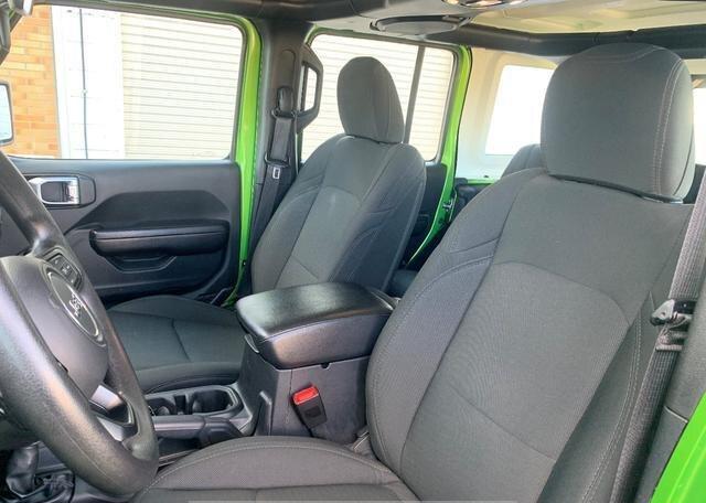 2019 Jeep Wrangler, 14,000 km (9)