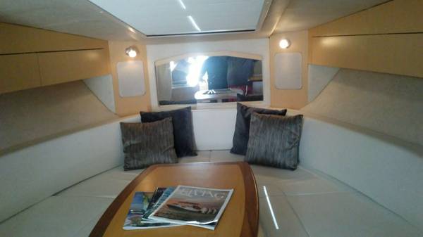 SEA RAY SUN DANCER 310 IMMACULATE 2013 (7)