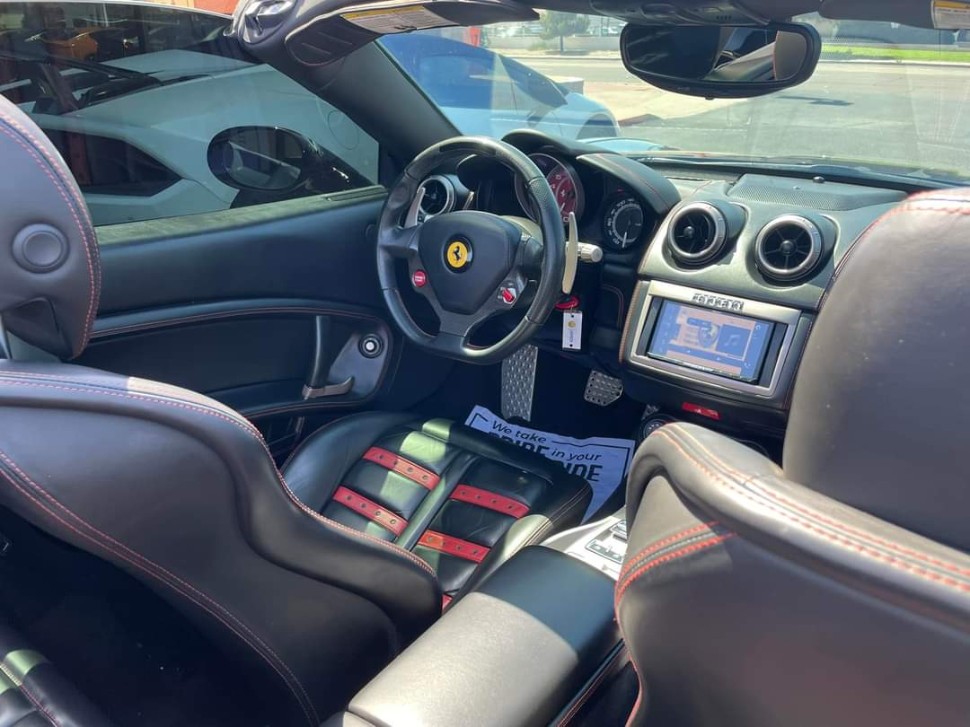 Ferrari California Roadster (10)