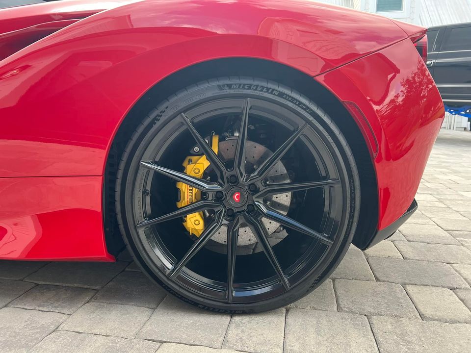 Ferrari f8 (7)