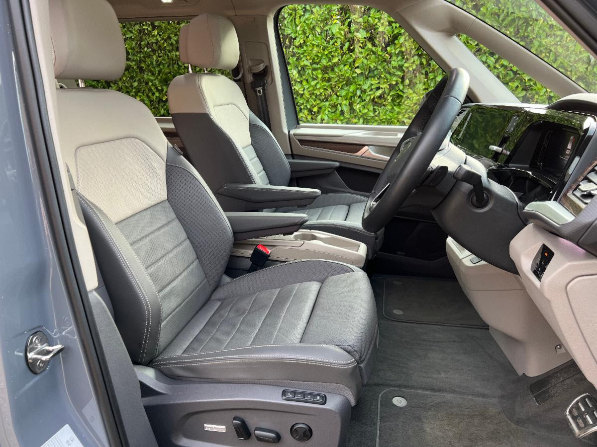 VW Multivan 1.4 TSI 13kWh Style MPV 5dr (10)