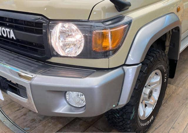 2015 Toyota Land Cruiser (13)