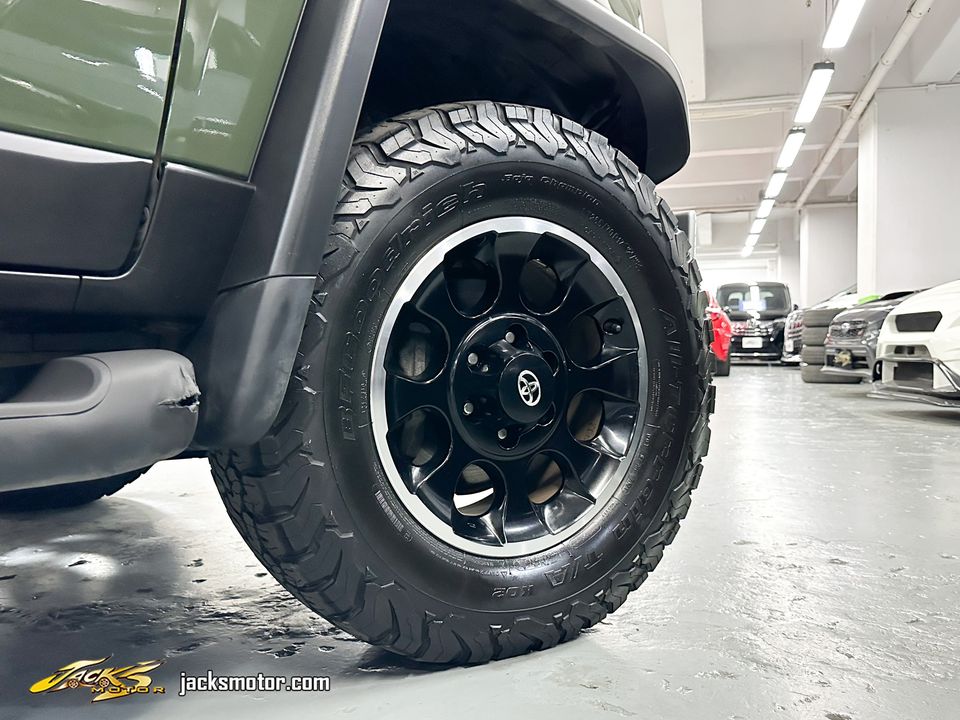 Toyota FJ Cruiser (7)