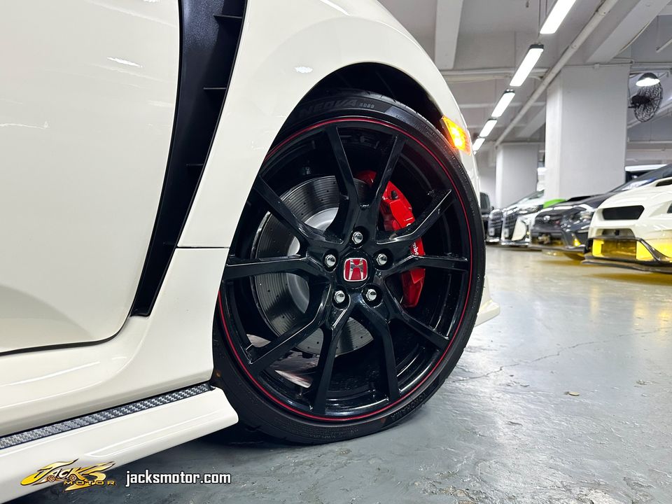 Honda Civic Type R FK8 (7)