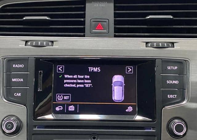 2015 Volkswagen Golf 1.4 TSI (13)