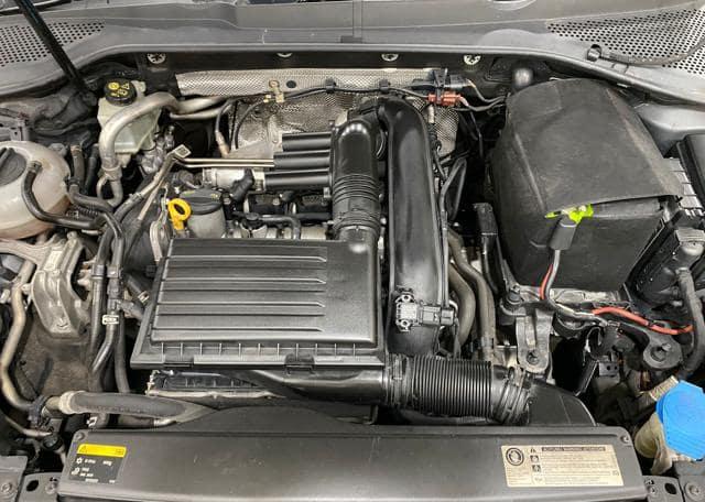 2015 Volkswagen Golf 1.4 TSI (15)