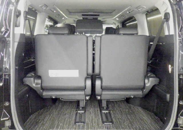 2022 Toyota Alphard Sc (8)