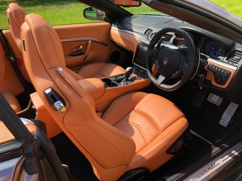 Maserati GranCabrio V8 Sport Auto (7)