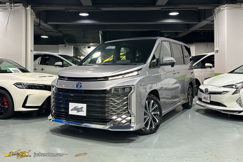Voxy Hybrid SZ New | Fugo Cars