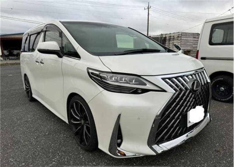 Lexus LM350 | Fugo Cars