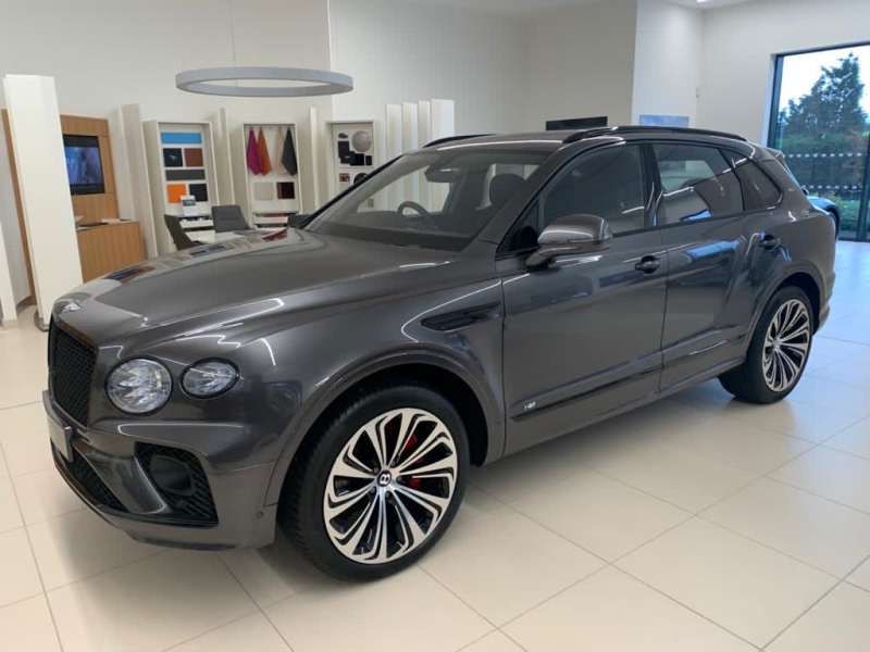 Bentley Bentayga V8 First Edition