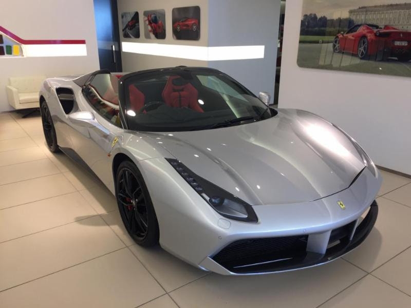 Ferrari 488 Spider RHD