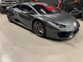 Aventador Roadster | Fugo Cars